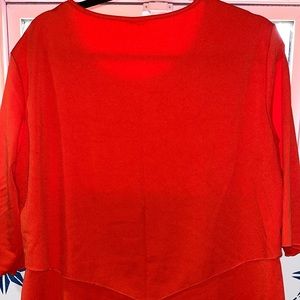 Cute orange too swings very well soft fabric